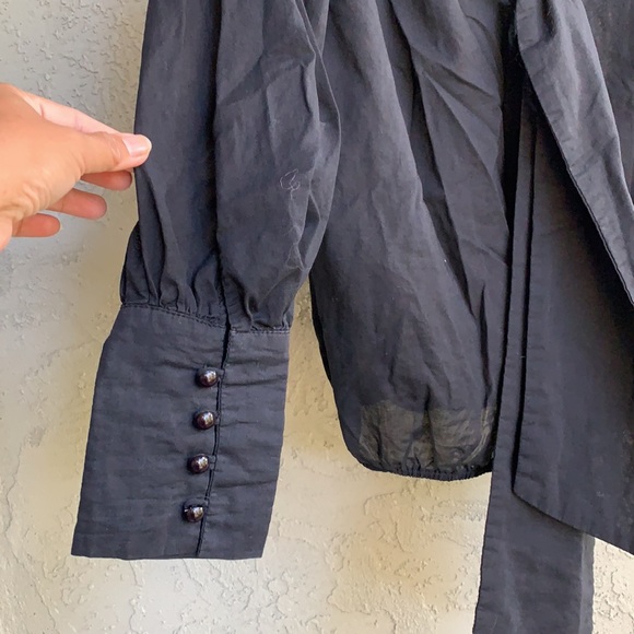 🌸🌸 3/$20 Romeo & Juliet Couture blouse - Picture 3 of 12